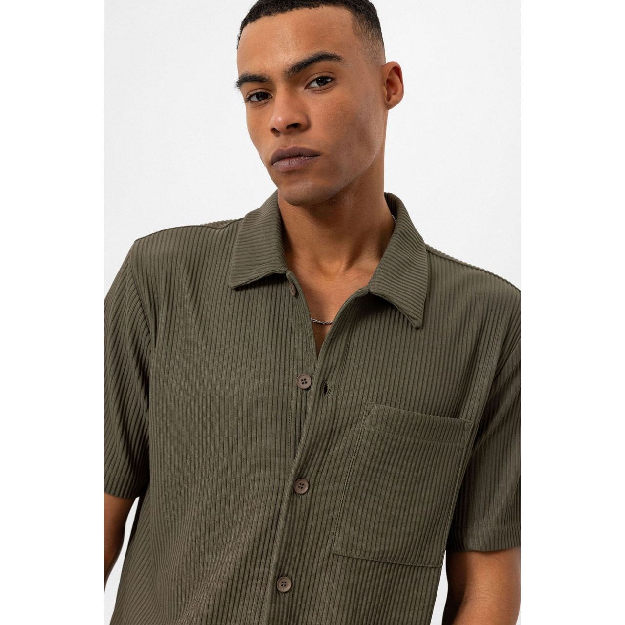 Ribbed Short Sleeve Men's Shirt