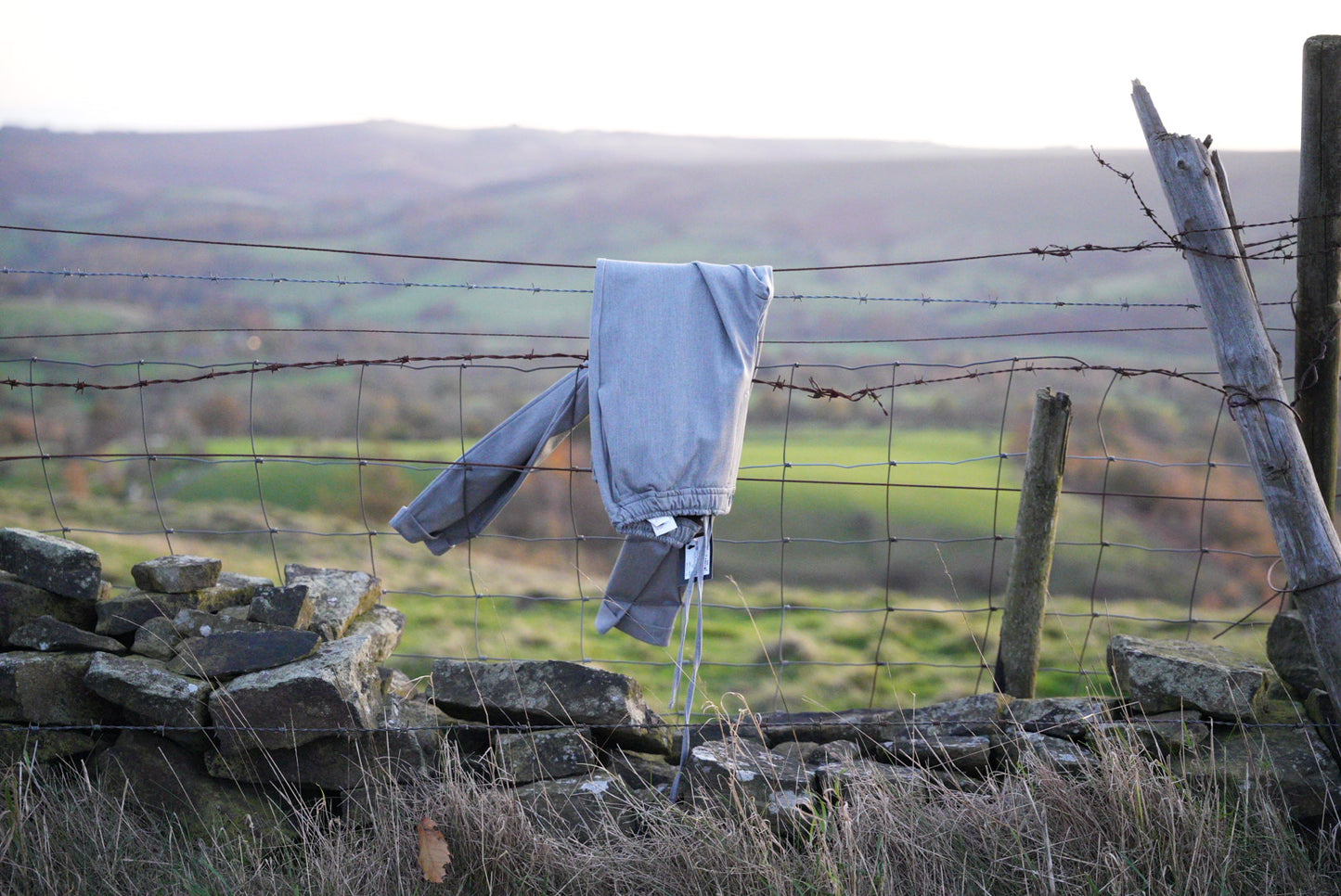 Elastic Waist Pleated Men's Trousers